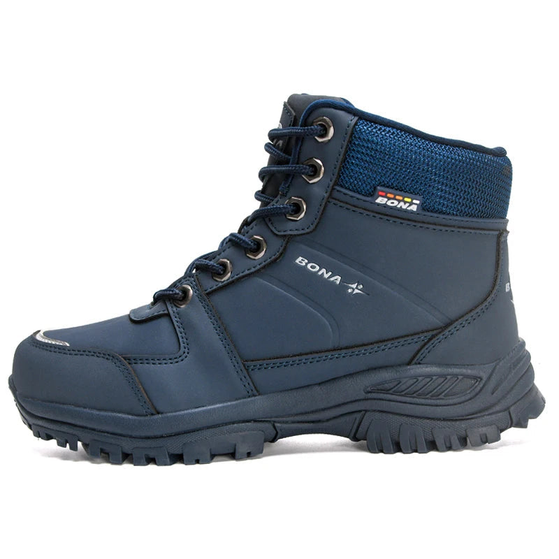 HIGHLAND-W500 High-Top Hiking Boots