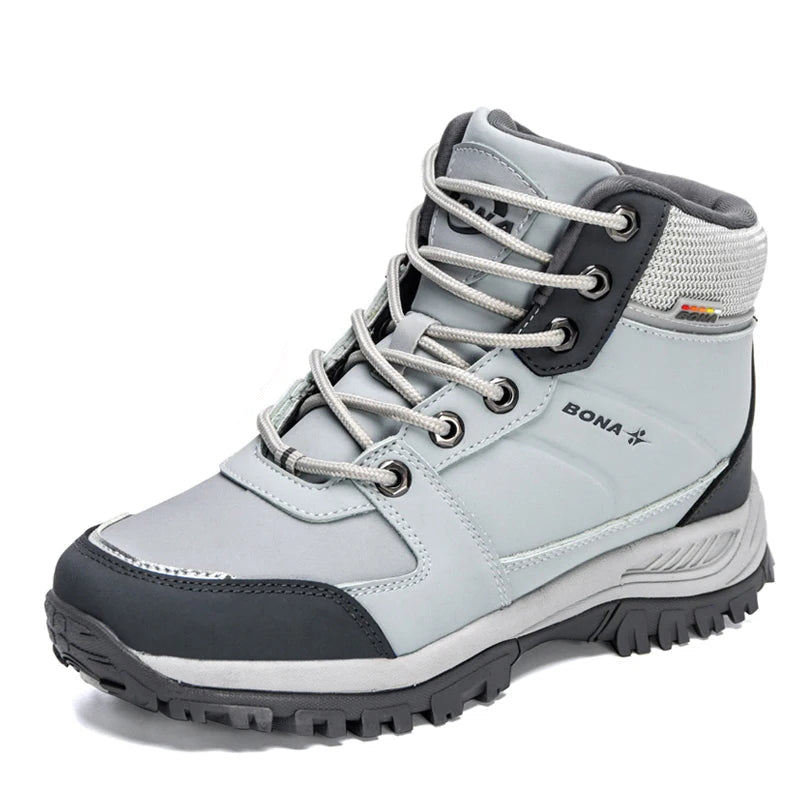 HIGHLAND-W500 High-Top Hiking Boots